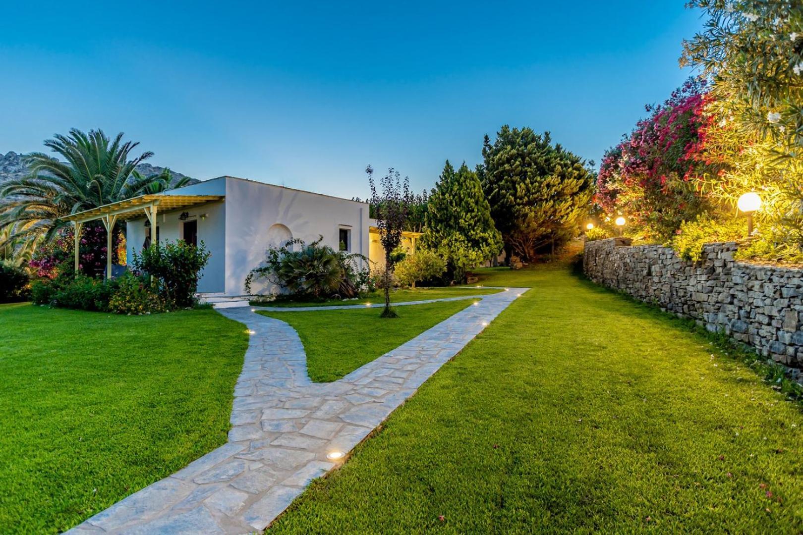 Galini  "Palatiana Agriturismo-Philoxenia Cottages", Private Nature Retreats מראה חיצוני תמונה